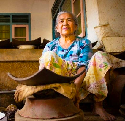 LOMBOK POTTERY